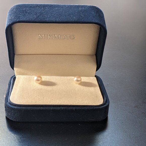 Mikimoto 18K Gold Pearl Earrings - Picture 2 of 7